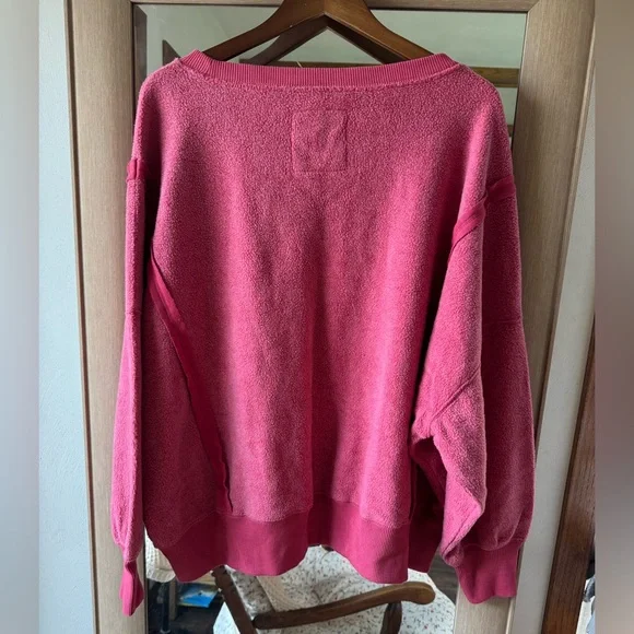 American Eagle This Feels Seriously Huggable Sweater - Picture 2 of 4